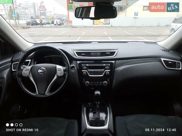 Белый Ниссан ИксТрейл, объемом двигателя 2 л и пробегом 169 тыс. км за 13800 $, фото 8 на Automoto.ua