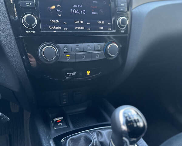 Белый Ниссан ИксТрейл, объемом двигателя 1.6 л и пробегом 129 тыс. км за 14200 $, фото 10 на Automoto.ua