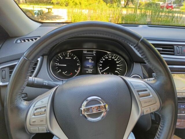 Белый Ниссан ИксТрейл, объемом двигателя 1.6 л и пробегом 93 тыс. км за 16500 $, фото 4 на Automoto.ua