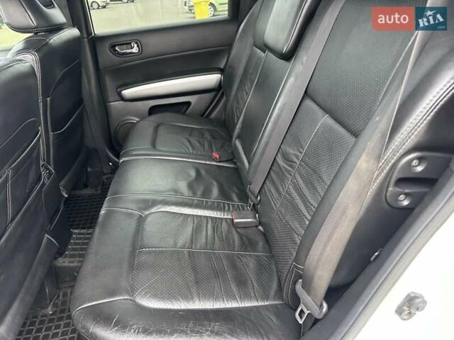 Білий Ніссан ІксТрейл, об'ємом двигуна 2 л та пробігом 147 тис. км за 12500 $, фото 25 на Automoto.ua