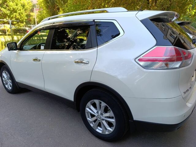 Белый Ниссан ИксТрейл, объемом двигателя 1.6 л и пробегом 93 тыс. км за 16500 $, фото 1 на Automoto.ua