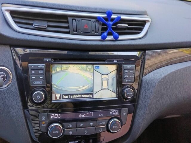 Белый Ниссан ИксТрейл, объемом двигателя 1.6 л и пробегом 93 тыс. км за 16500 $, фото 7 на Automoto.ua