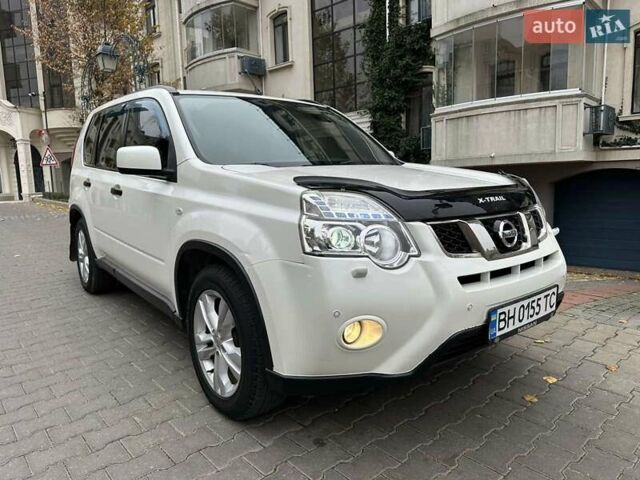 Білий Ніссан ІксТрейл, об'ємом двигуна 2 л та пробігом 147 тис. км за 12500 $, фото 5 на Automoto.ua
