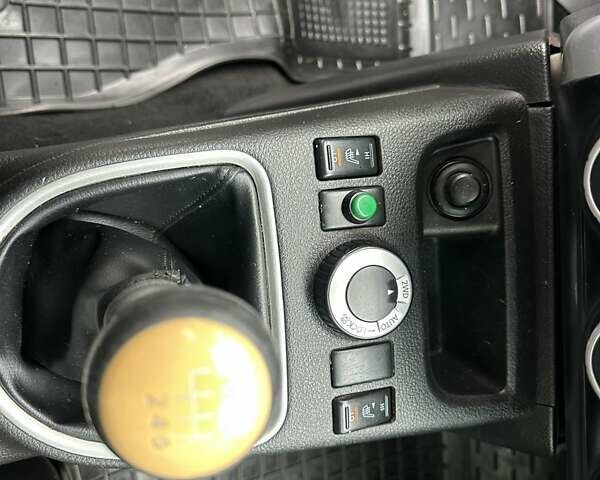 Білий Ніссан ІксТрейл, об'ємом двигуна 2 л та пробігом 147 тис. км за 12500 $, фото 28 на Automoto.ua