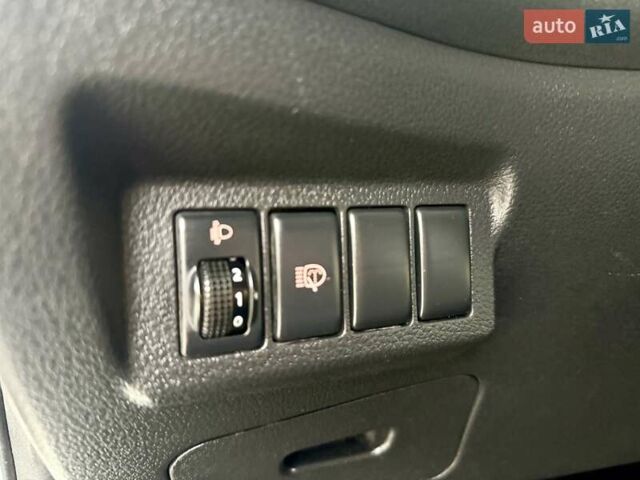 Білий Ніссан ІксТрейл, об'ємом двигуна 2 л та пробігом 147 тис. км за 9999 $, фото 39 на Automoto.ua