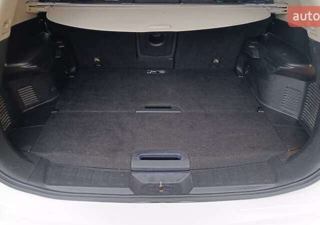 Белый Ниссан ИксТрейл, объемом двигателя 2 л и пробегом 127 тыс. км за 14953 $, фото 9 на Automoto.ua