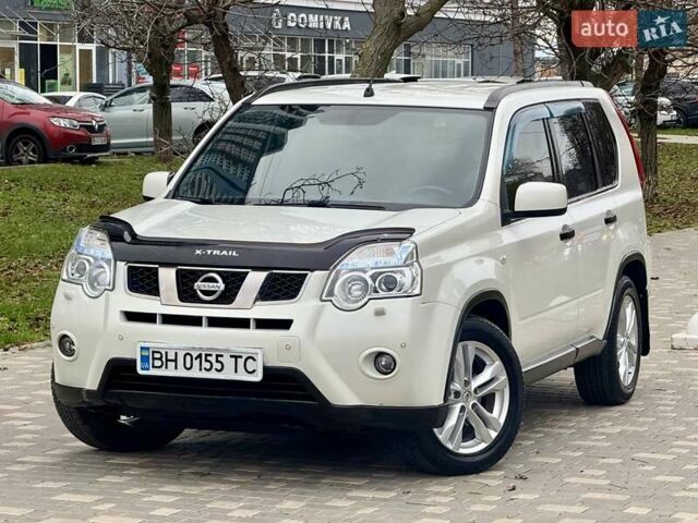 Білий Ніссан ІксТрейл, об'ємом двигуна 2 л та пробігом 147 тис. км за 9999 $, фото 19 на Automoto.ua