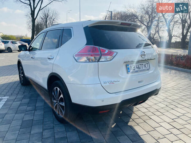 Белый Ниссан ИксТрейл, объемом двигателя 1.6 л и пробегом 190 тыс. км за 15500 $, фото 3 на Automoto.ua