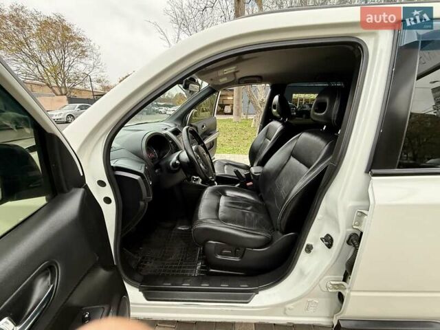 Білий Ніссан ІксТрейл, об'ємом двигуна 2 л та пробігом 147 тис. км за 9999 $, фото 36 на Automoto.ua