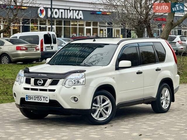 Білий Ніссан ІксТрейл, об'ємом двигуна 2 л та пробігом 147 тис. км за 9999 $, фото 20 на Automoto.ua