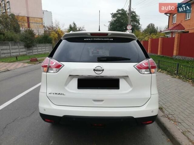 Білий Ніссан ІксТрейл, об'ємом двигуна 1.6 л та пробігом 174 тис. км за 15999 $, фото 9 на Automoto.ua