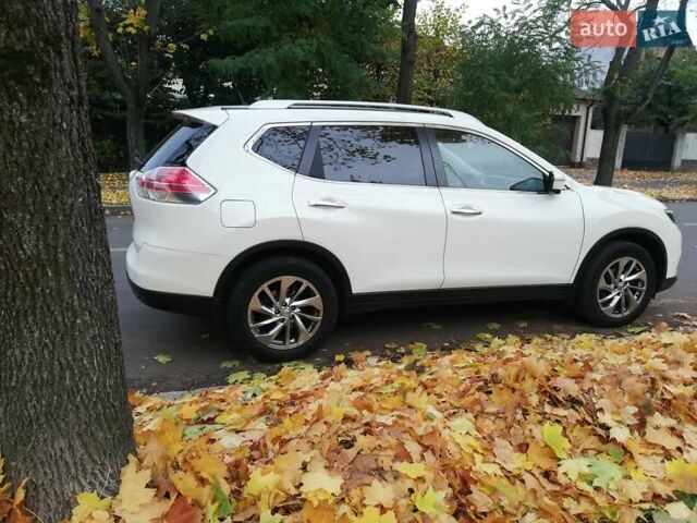 Білий Ніссан ІксТрейл, об'ємом двигуна 1.6 л та пробігом 174 тис. км за 15999 $, фото 16 на Automoto.ua