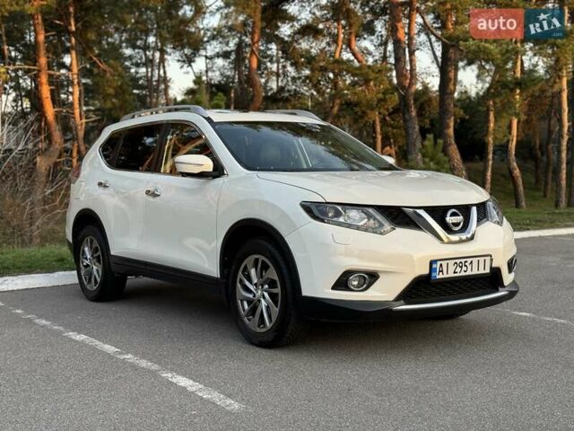Білий Ніссан ІксТрейл, об'ємом двигуна 2 л та пробігом 153 тис. км за 14800 $, фото 4 на Automoto.ua
