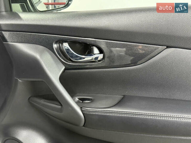 Белый Ниссан ИксТрейл, объемом двигателя 1.6 л и пробегом 122 тыс. км за 17900 $, фото 22 на Automoto.ua