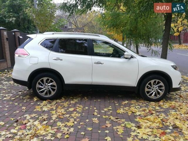 Білий Ніссан ІксТрейл, об'ємом двигуна 1.6 л та пробігом 174 тис. км за 15999 $, фото 8 на Automoto.ua