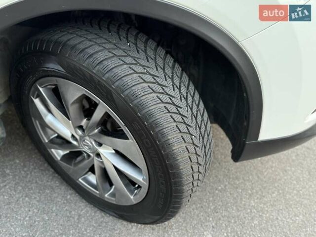 Білий Ніссан ІксТрейл, об'ємом двигуна 2 л та пробігом 153 тис. км за 14800 $, фото 11 на Automoto.ua