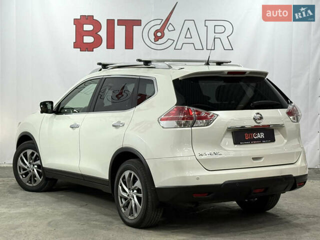 Белый Ниссан ИксТрейл, объемом двигателя 1.6 л и пробегом 122 тыс. км за 17900 $, фото 9 на Automoto.ua