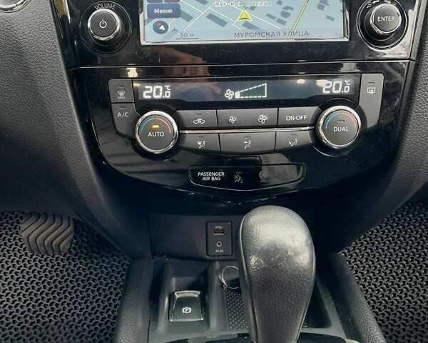 Білий Ніссан ІксТрейл, об'ємом двигуна 1.6 л та пробігом 174 тис. км за 15999 $, фото 23 на Automoto.ua