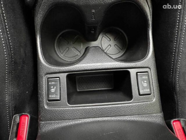 Белый Ниссан ИксТрейл, объемом двигателя 1.6 л и пробегом 222 тыс. км за 16340 $, фото 22 на Automoto.ua