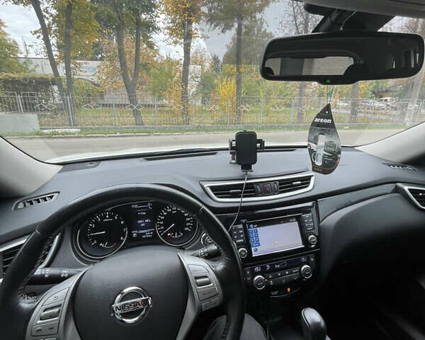 Білий Ніссан ІксТрейл, об'ємом двигуна 2 л та пробігом 122 тис. км за 15500 $, фото 19 на Automoto.ua