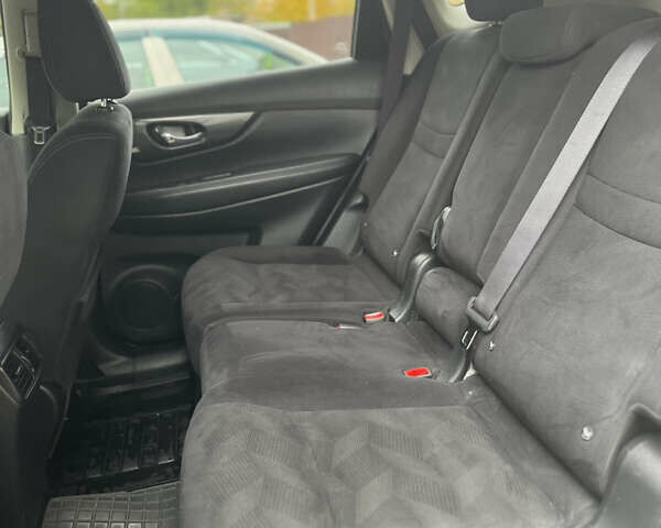 Білий Ніссан ІксТрейл, об'ємом двигуна 2 л та пробігом 122 тис. км за 15500 $, фото 18 на Automoto.ua
