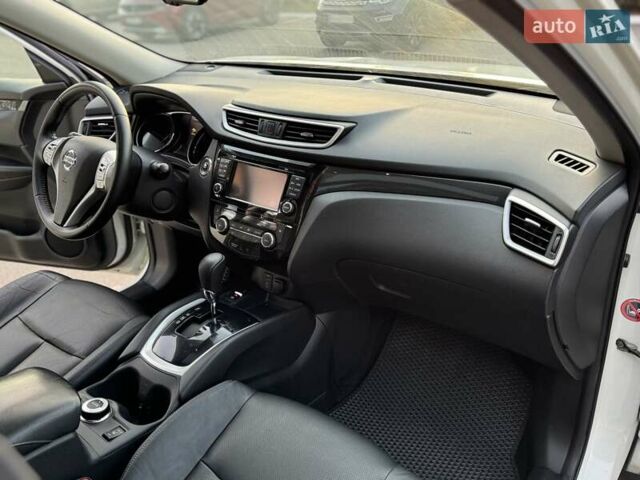 Білий Ніссан ІксТрейл, об'ємом двигуна 2 л та пробігом 153 тис. км за 14800 $, фото 66 на Automoto.ua