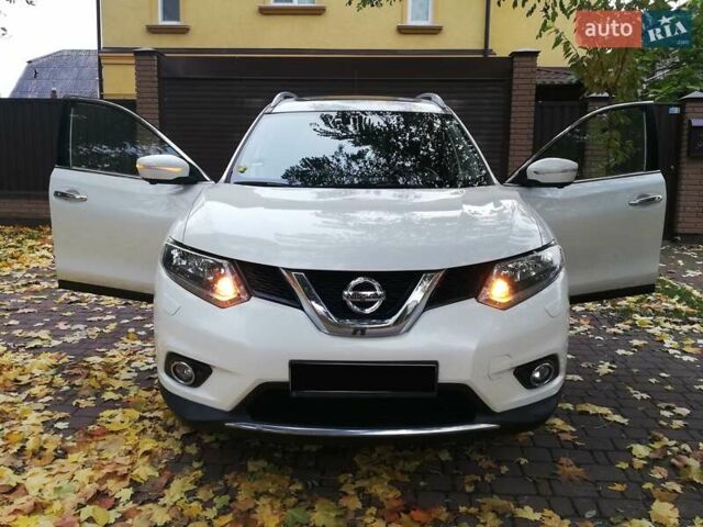 Білий Ніссан ІксТрейл, об'ємом двигуна 1.6 л та пробігом 174 тис. км за 15999 $, фото 14 на Automoto.ua