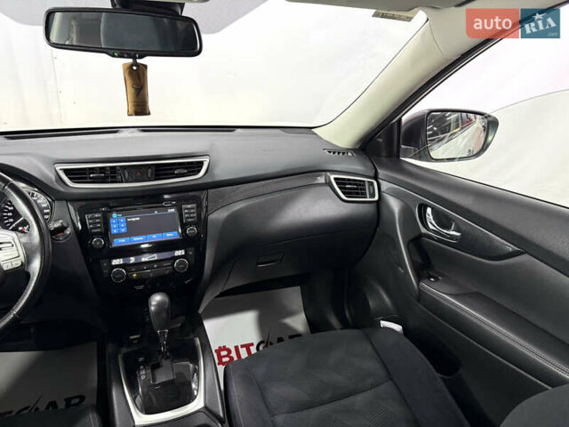 Белый Ниссан ИксТрейл, объемом двигателя 1.6 л и пробегом 122 тыс. км за 17900 $, фото 27 на Automoto.ua