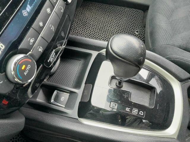 Белый Ниссан ИксТрейл, объемом двигателя 1.6 л и пробегом 174 тыс. км за 15799 $, фото 18 на Automoto.ua