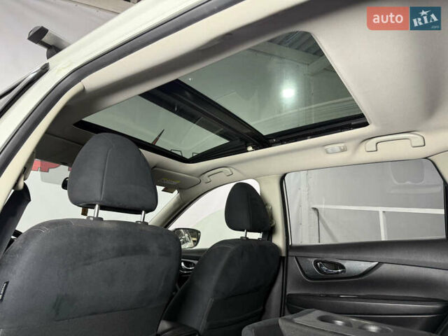 Белый Ниссан ИксТрейл, объемом двигателя 1.6 л и пробегом 122 тыс. км за 17900 $, фото 34 на Automoto.ua