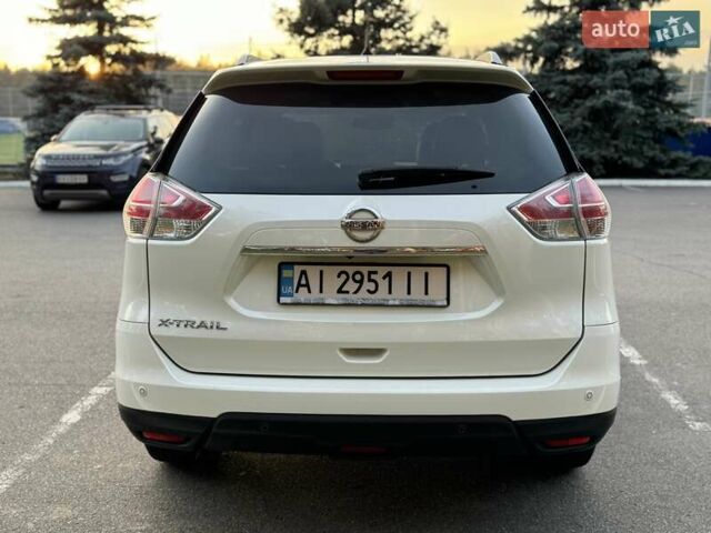 Білий Ніссан ІксТрейл, об'ємом двигуна 2 л та пробігом 153 тис. км за 14800 $, фото 6 на Automoto.ua