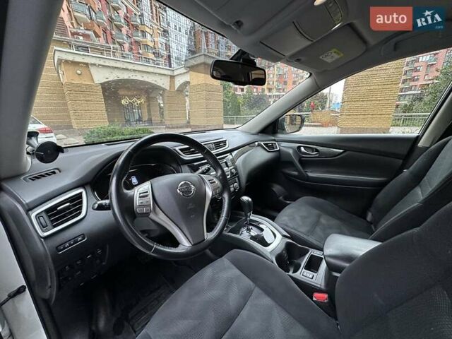 Білий Ніссан ІксТрейл, об'ємом двигуна 1.6 л та пробігом 220 тис. км за 15900 $, фото 7 на Automoto.ua