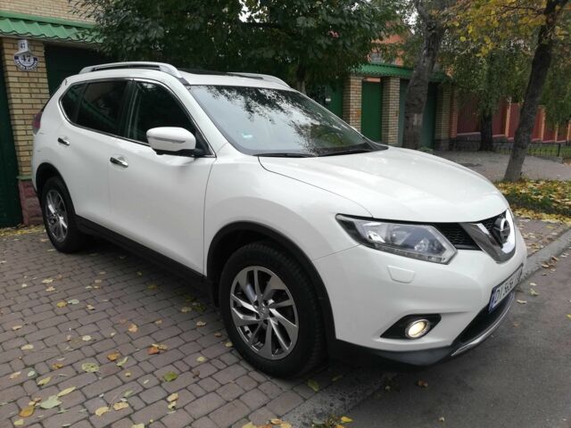Белый Ниссан ИксТрейл, объемом двигателя 1.6 л и пробегом 174 тыс. км за 15799 $, фото 10 на Automoto.ua