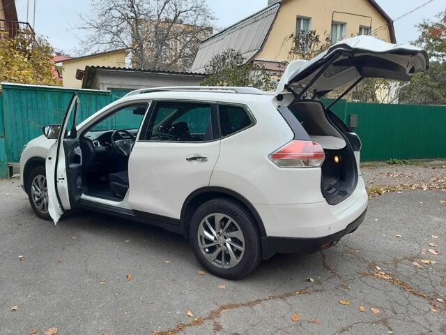 Белый Ниссан ИксТрейл, объемом двигателя 1.6 л и пробегом 174 тыс. км за 15799 $, фото 13 на Automoto.ua