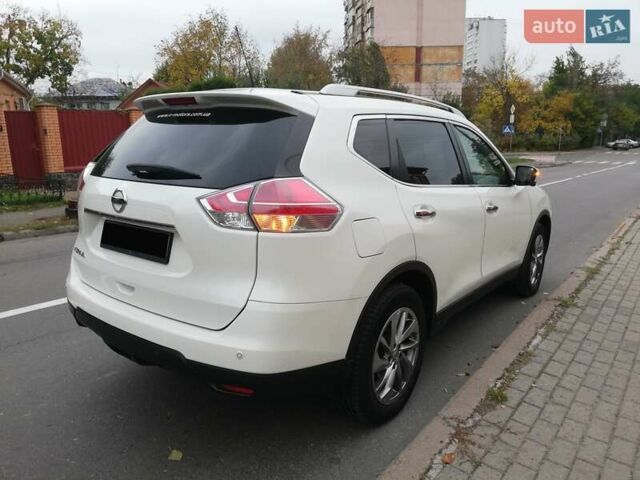 Білий Ніссан ІксТрейл, об'ємом двигуна 1.6 л та пробігом 174 тис. км за 15999 $, фото 11 на Automoto.ua