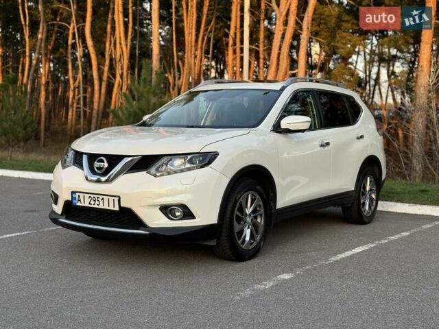 Білий Ніссан ІксТрейл, об'ємом двигуна 2 л та пробігом 153 тис. км за 14800 $, фото 3 на Automoto.ua