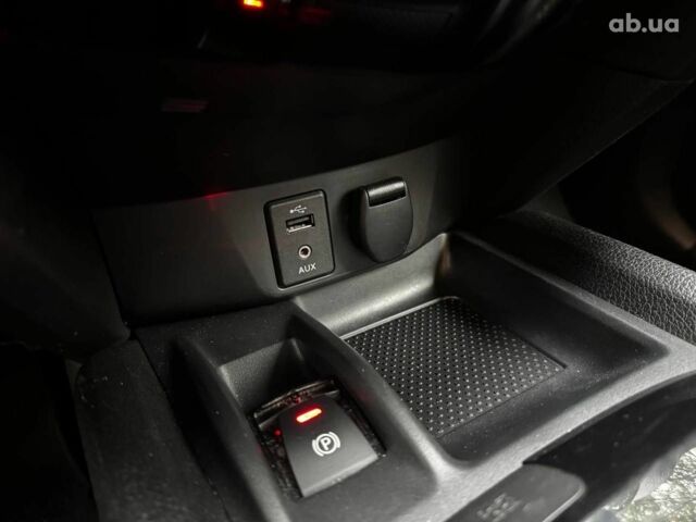 Белый Ниссан ИксТрейл, объемом двигателя 1.6 л и пробегом 222 тыс. км за 16340 $, фото 20 на Automoto.ua