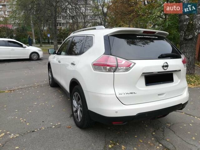 Білий Ніссан ІксТрейл, об'ємом двигуна 1.6 л та пробігом 174 тис. км за 15999 $, фото 6 на Automoto.ua