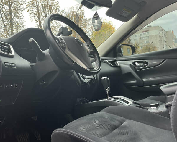 Білий Ніссан ІксТрейл, об'ємом двигуна 2 л та пробігом 122 тис. км за 15500 $, фото 14 на Automoto.ua