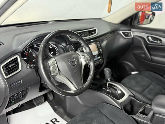 Белый Ниссан ИксТрейл, объемом двигателя 1.6 л и пробегом 122 тыс. км за 17900 $, фото 14 на Automoto.ua
