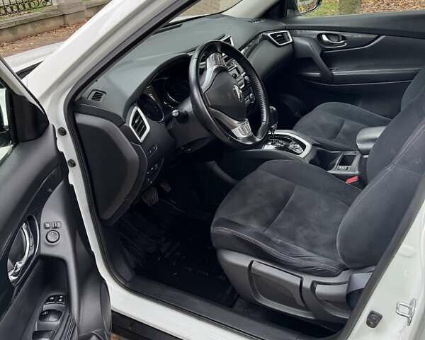 Білий Ніссан ІксТрейл, об'ємом двигуна 1.6 л та пробігом 221 тис. км за 14700 $, фото 7 на Automoto.ua