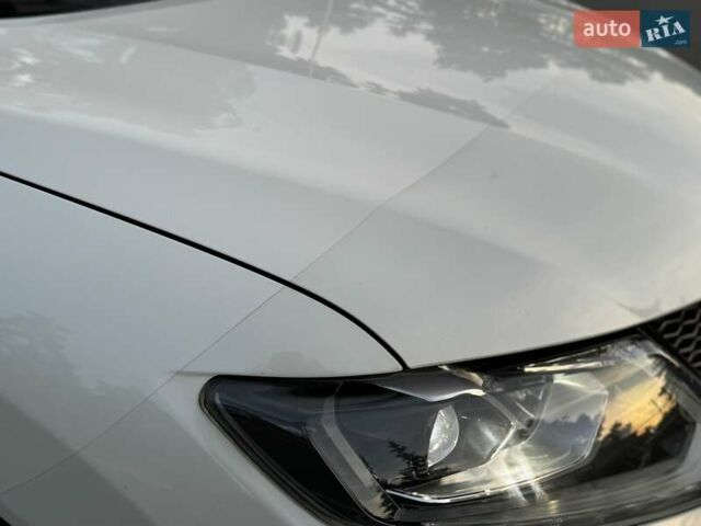 Білий Ніссан ІксТрейл, об'ємом двигуна 2 л та пробігом 153 тис. км за 14800 $, фото 19 на Automoto.ua