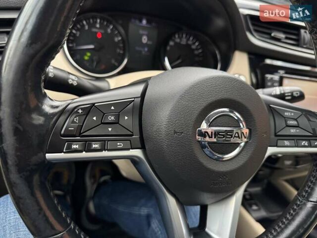 Білий Ніссан ІксТрейл, об'ємом двигуна 2.49 л та пробігом 168 тис. км за 18500 $, фото 40 на Automoto.ua