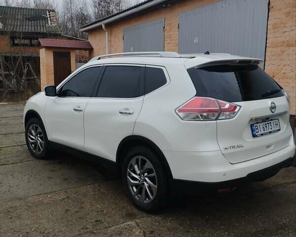 Белый Ниссан ИксТрейл, объемом двигателя 1.6 л и пробегом 81 тыс. км за 19000 $, фото 6 на Automoto.ua