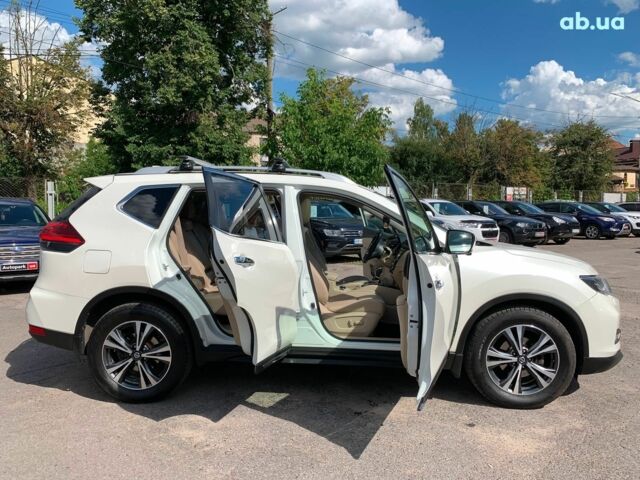 Белый Ниссан ИксТрейл, объемом двигателя 2.5 л и пробегом 166 тыс. км за 19990 $, фото 20 на Automoto.ua