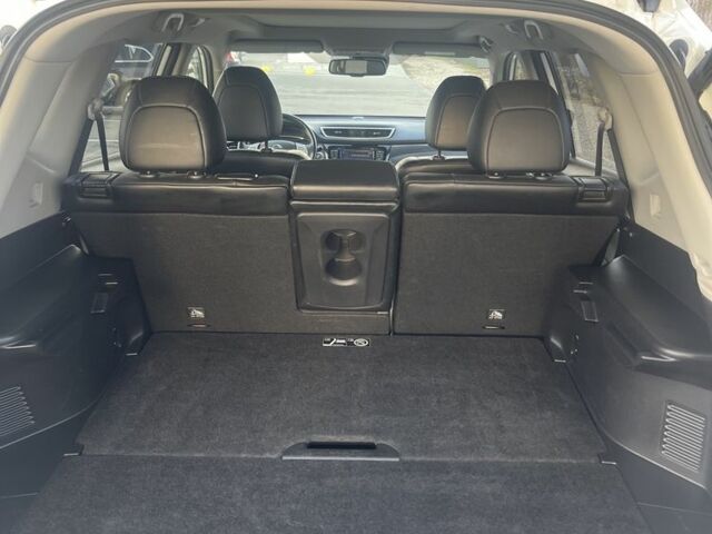 Белый Ниссан ИксТрейл, объемом двигателя 1.6 л и пробегом 81 тыс. км за 18600 $, фото 14 на Automoto.ua