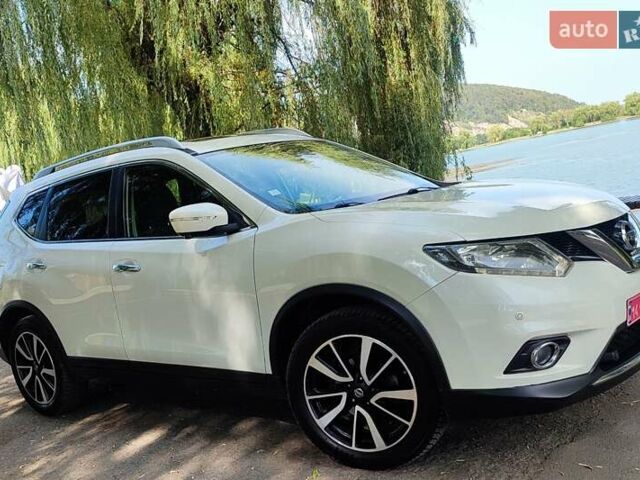 Білий Ніссан ІксТрейл, об'ємом двигуна 1.6 л та пробігом 170 тис. км за 14999 $, фото 11 на Automoto.ua