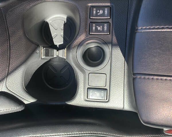 Белый Ниссан ИксТрейл, объемом двигателя 1.6 л и пробегом 112 тыс. км за 18200 $, фото 6 на Automoto.ua