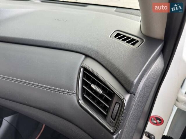 Белый Ниссан ИксТрейл, объемом двигателя 1.6 л и пробегом 79 тыс. км за 18900 $, фото 21 на Automoto.ua