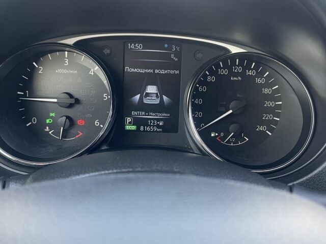 Белый Ниссан ИксТрейл, объемом двигателя 1.6 л и пробегом 81 тыс. км за 18600 $, фото 9 на Automoto.ua